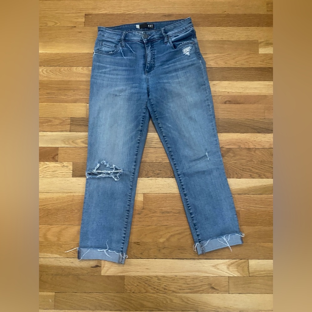Distressed Jeans. Kut from the Kloth